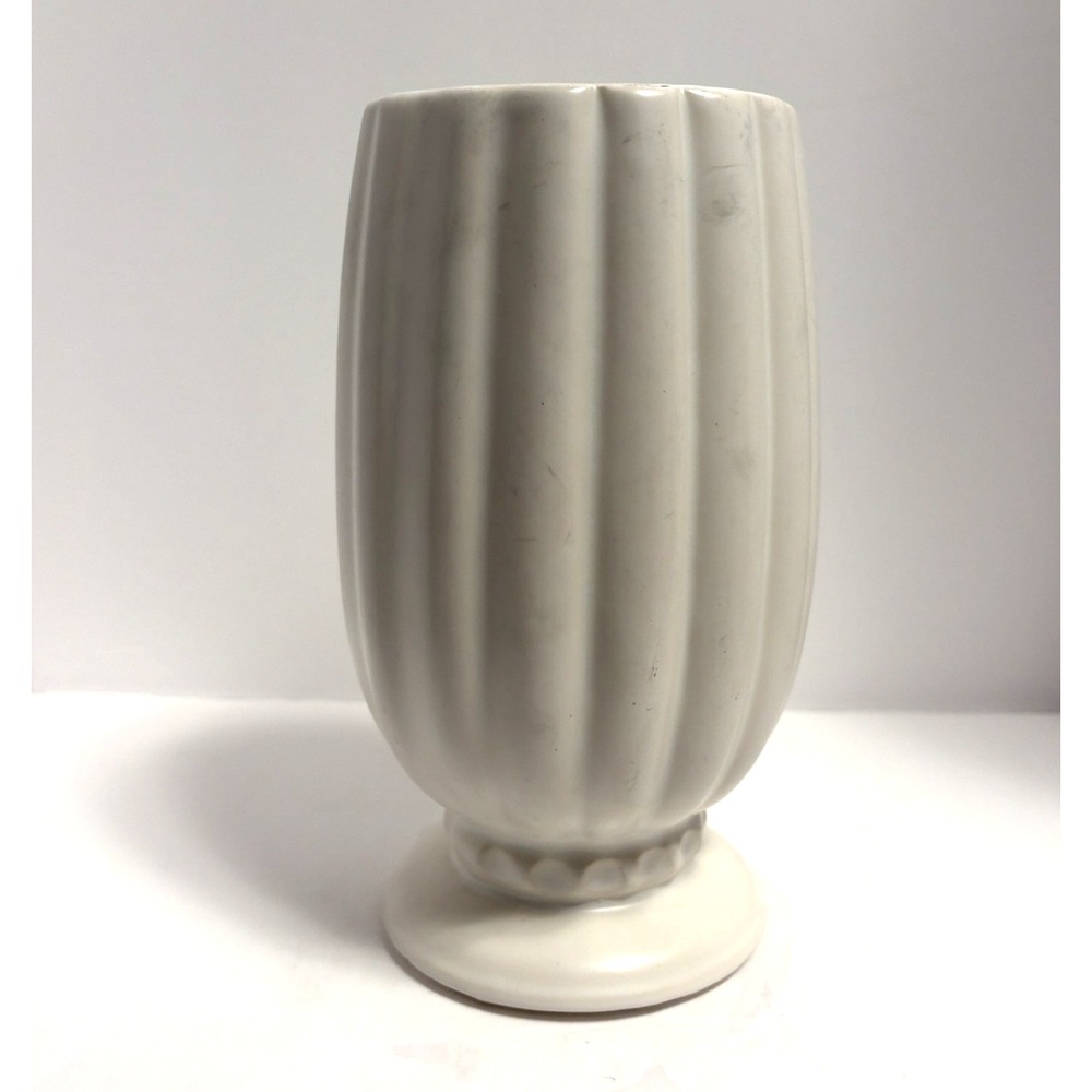 Vtg McCoy USA #495 Floral Matte White Ribbed Fluted Pedestal Vase MCM
